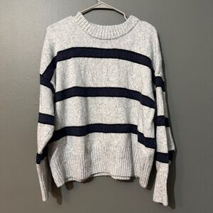 Navy black and gray crewneck sweater